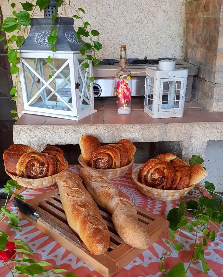 Bed and Breakfast Domaine De Potofayol Lacropte Exterior foto